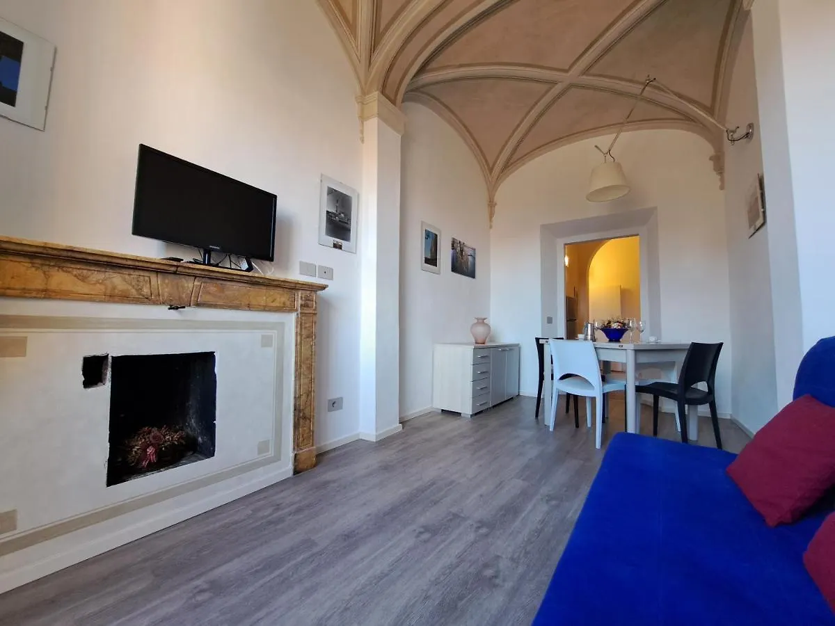 Alloggio Ristrutturato A 50 Metri Da Piazza Del Campo Apartment Siena Italy