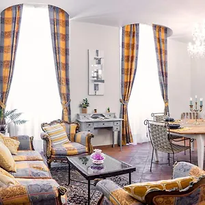 Apartment Salimbeni, Siena